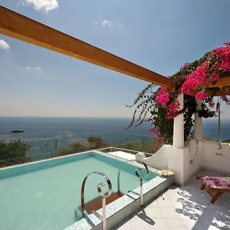 Infinity In Nerano, Sorrento Coast فيلة